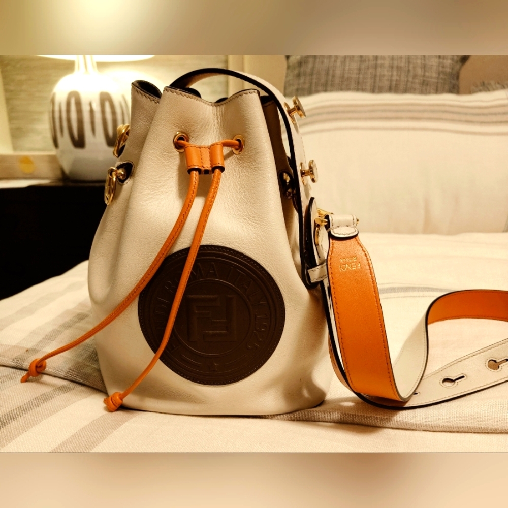 Fendi Mon Tresor Bucket Bag. Authentic.